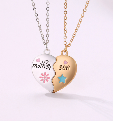 0df93ac6-6717-4af9-ab78-d34a037608bf.jpg 2PCS Set Jewelry Mother Daughter Necklace Matching Heart Magnetic Pendant Fashion Gifts For Mother's Day - Image 7