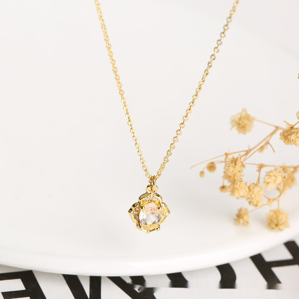 4318538d-f2f3-4aa8-86aa-f9e6fb16a764_fine-1.jpeg Micro-inlaid Crystal Zircon Inlaid Three-piece Set - Image 2