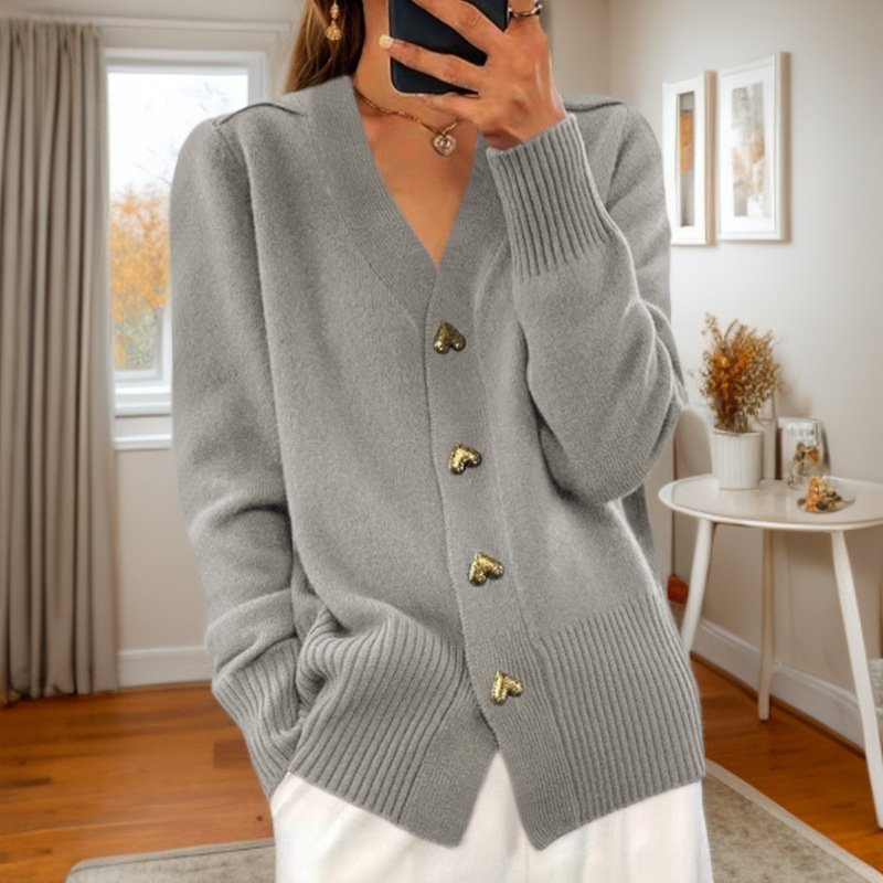 b50c37b5-9f30-46c5-80e5-e1be43646169.jpg V-neck Knitted Sweater With Love Button Fashion Solid Long-sleeved Cardigan Spring And Autumn Women's Clothing - Image 3
