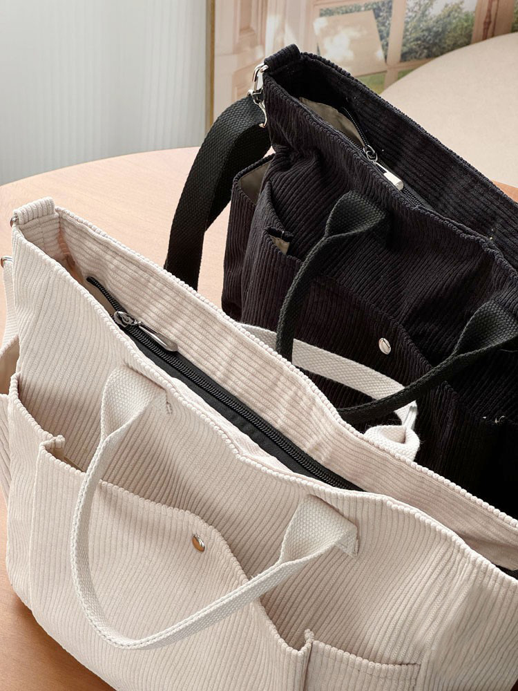 b7b3d7bd 17dc 4d35 8b43 91be0e2f0ed6.jpg b7b3d7bd 17dc 4d35 8b43 91be0e2f0ed6.jpg