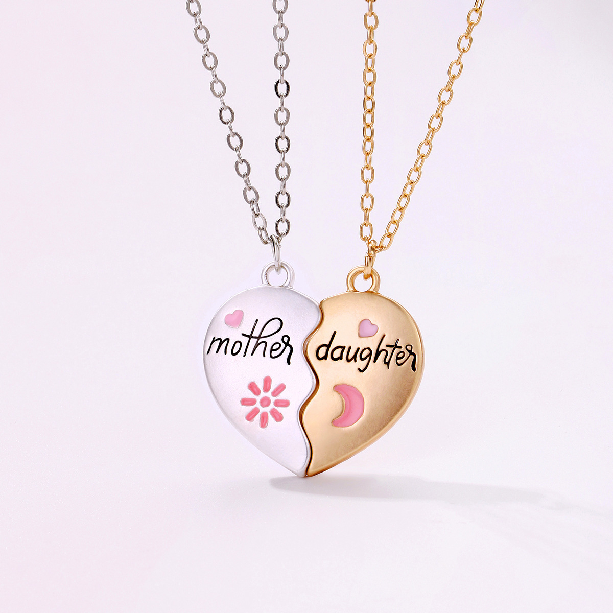 c023cfc6-adb3-436d-89bc-8a856aa19d58.jpg 2PCS Set Jewelry Mother Daughter Necklace Matching Heart Magnetic Pendant Fashion Gifts For Mother's Day - Image 2
