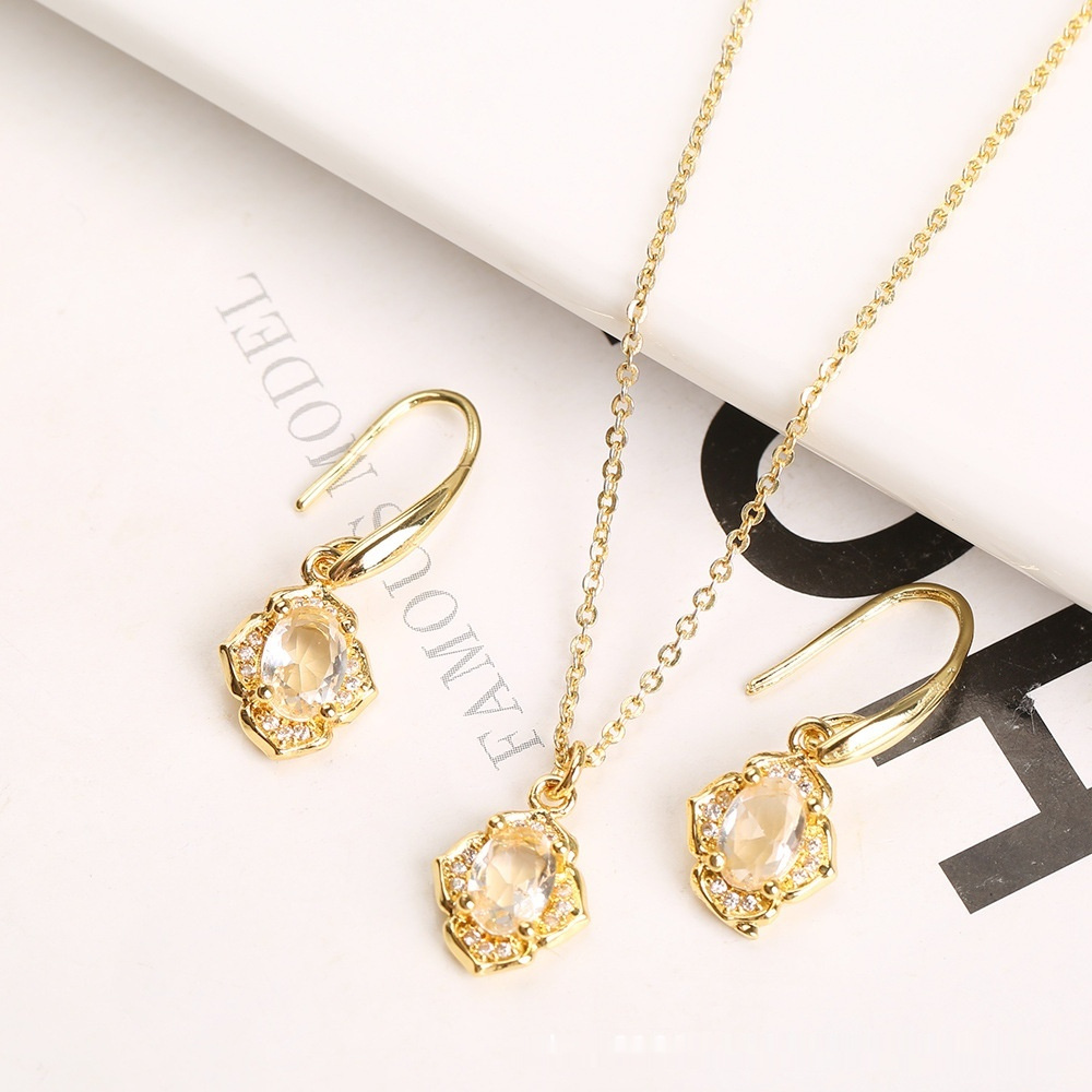 fccb6327-1966-42d6-ad09-5a350cfbf3c2_fine-1.jpeg Micro-inlaid Crystal Zircon Inlaid Three-piece Set